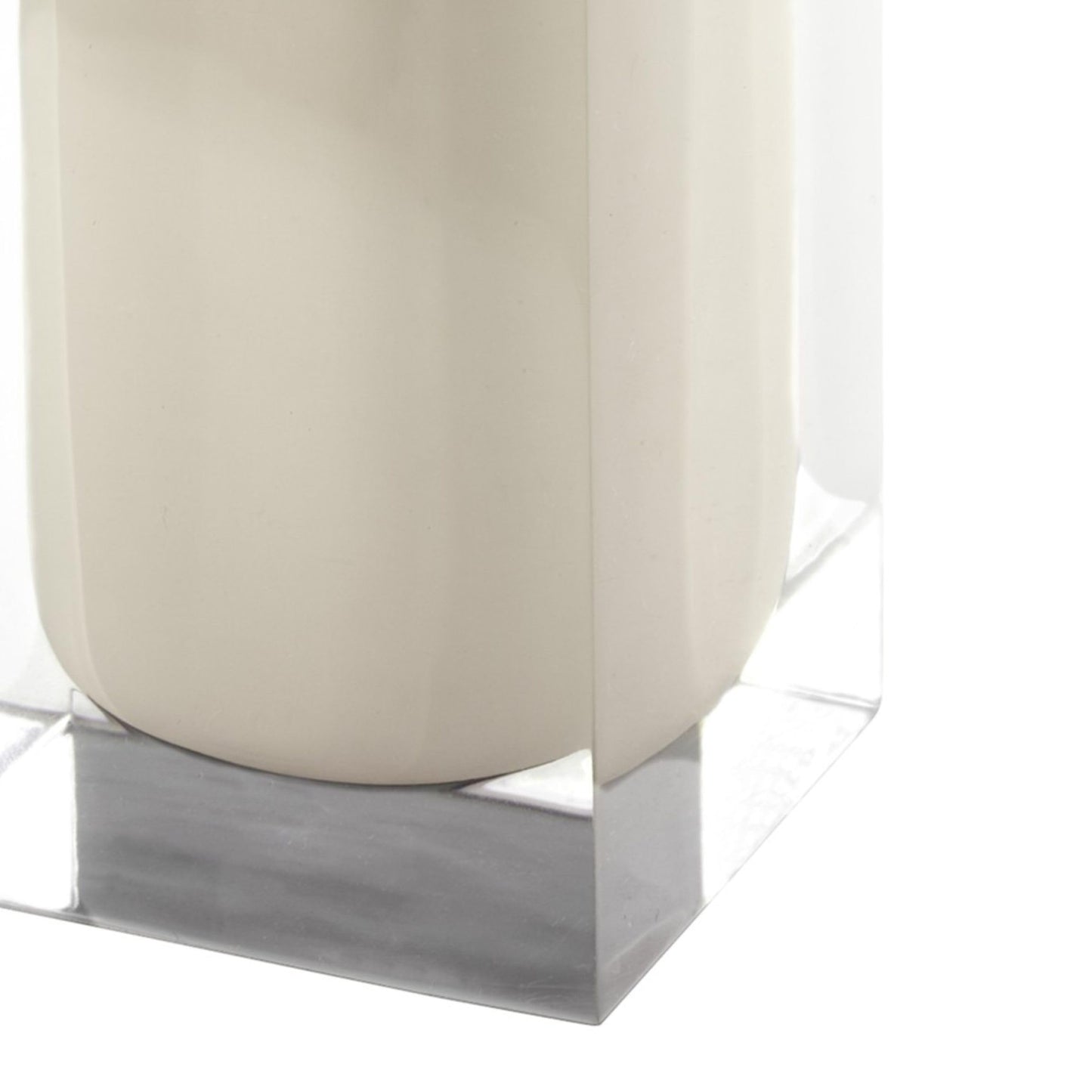 Izod – Lotion Pump, Hand-Painted Resin with Silver-Tone Pump, Soap or Lotion Dispenser for Bathroom, Kitchen or Vanity (Marina)