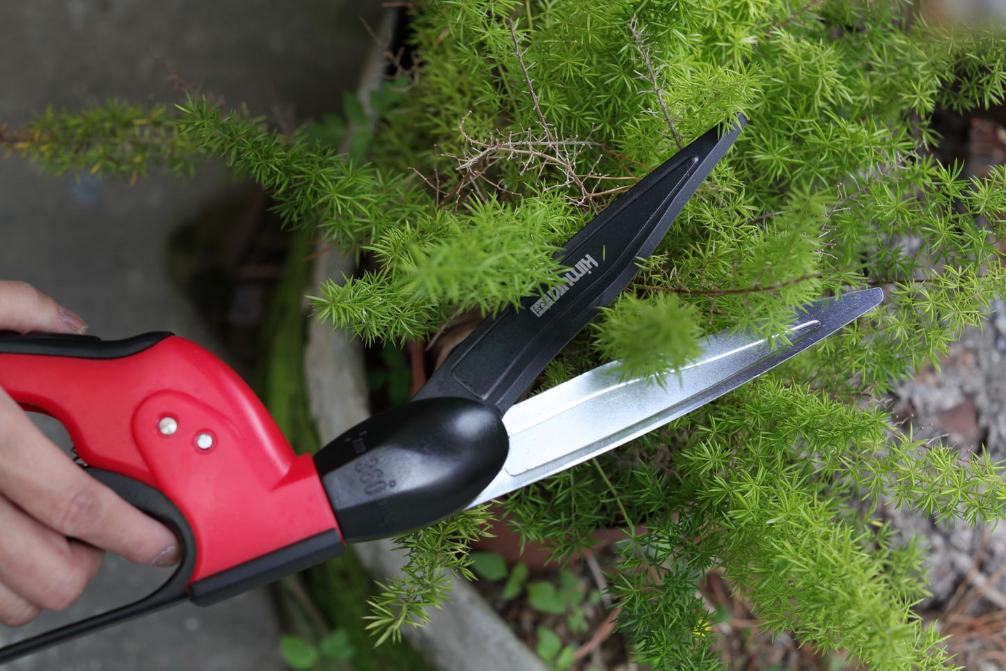 Kimura® Pro Grass Shears - Premium Lawn Shears with 360° Rotating Head, Japanese SK5 Steel Blades, Lightweight, Ergonomic TPR Coated Handles, Garden Shears for Edging and Trimming - 15" Grass Clippers