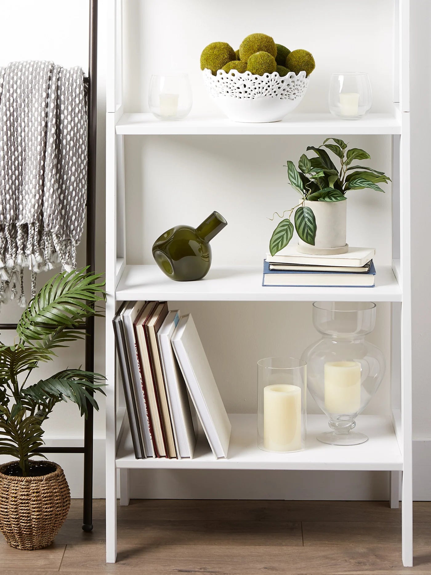 HUNTER GREEN ABSTRACT VASE