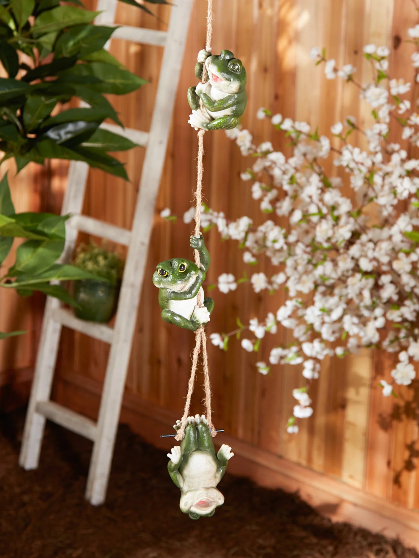 FROLICKING FROGS HANGING DECORATION
