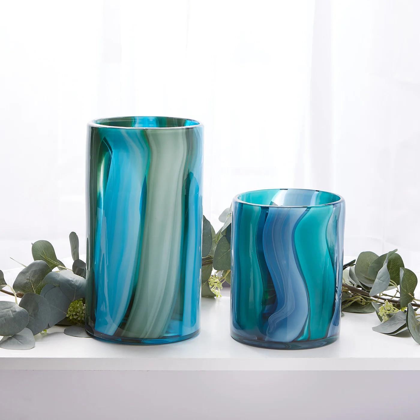SMALL BLUE CYLINDER GLASS VASE