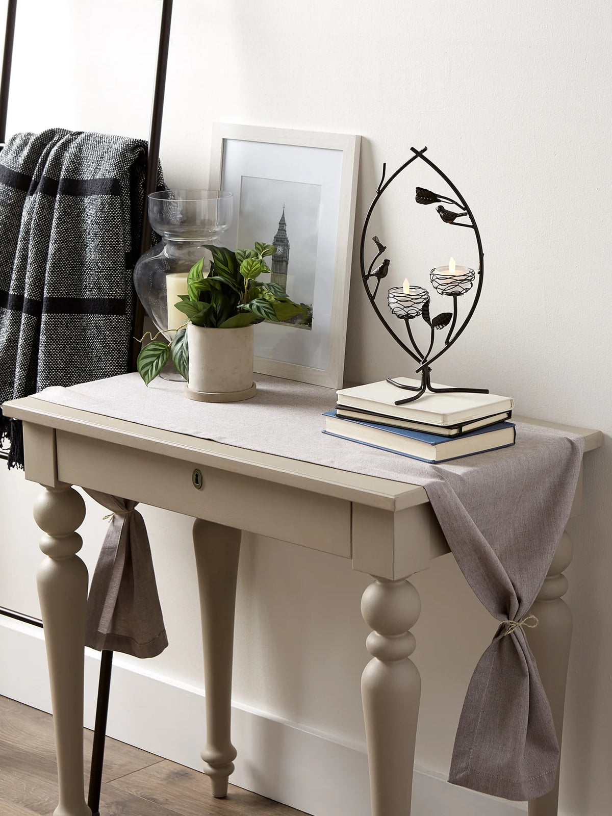 Harmony Birdies Tealight Holder