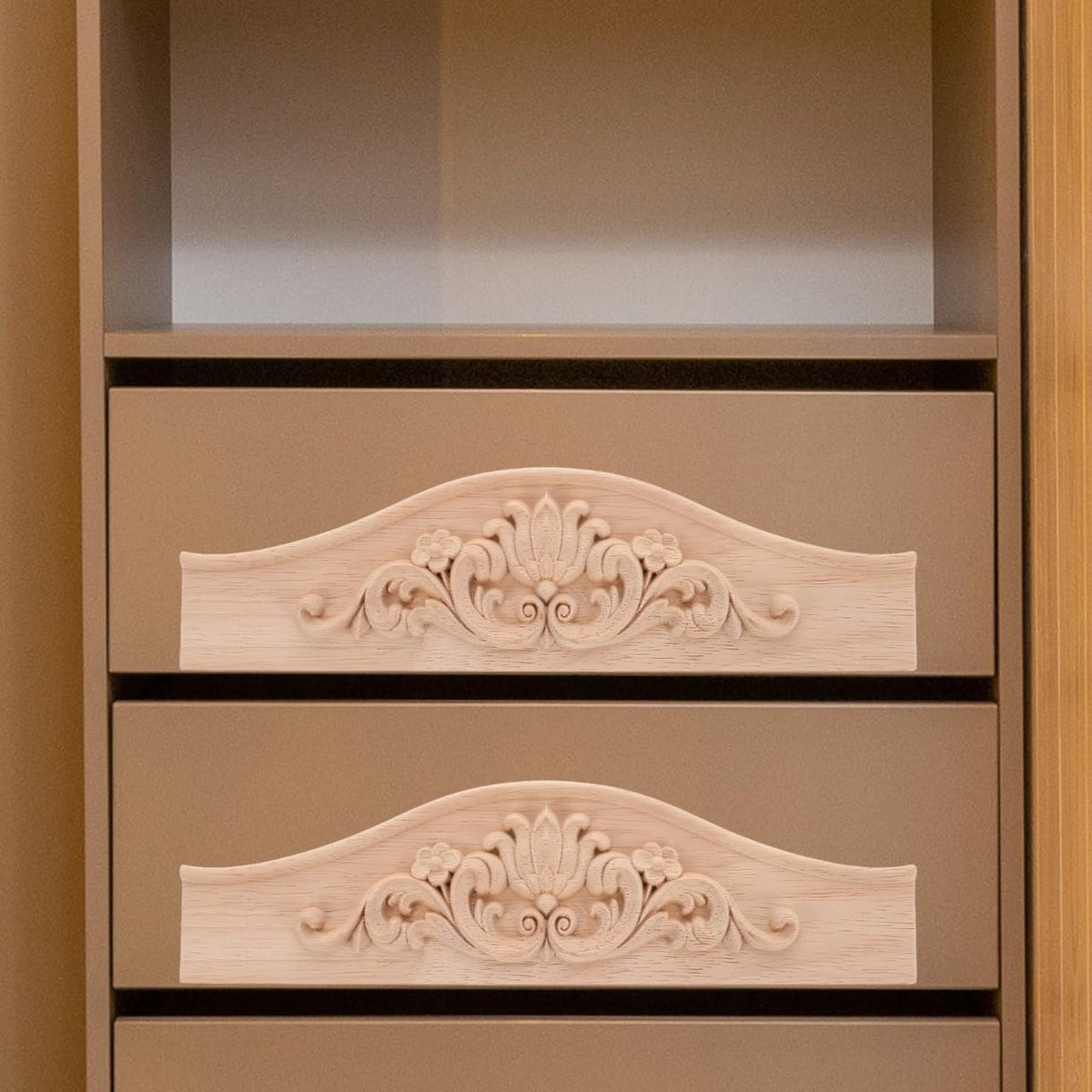 IMIKEYA Wood Applique Onlay Pediment European Style Carved Embossed Furniture Decoration for Wine Cabinets Wardrobes Doors Mirrors Windows 11.41 X 3.14 X 0.78 in