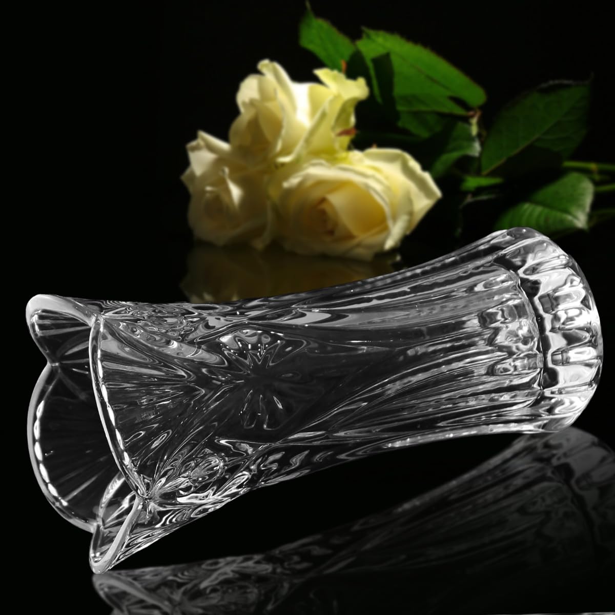 CS Crystal Vase 12-inch high, Cabbage Design, for Flowers & Decor. Lovely Nice Shiny Piece. Perfect as a Gift, Suitable for All Occasions