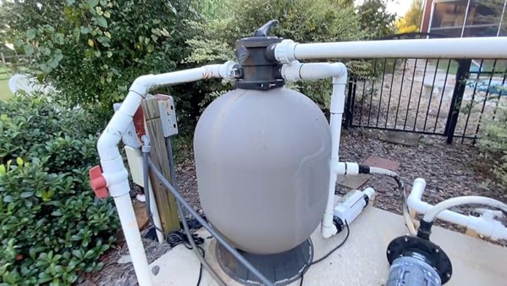 Hayward W3S270T ProSeries Sand Filter for Pool Use - 27 Inch Top-Mount