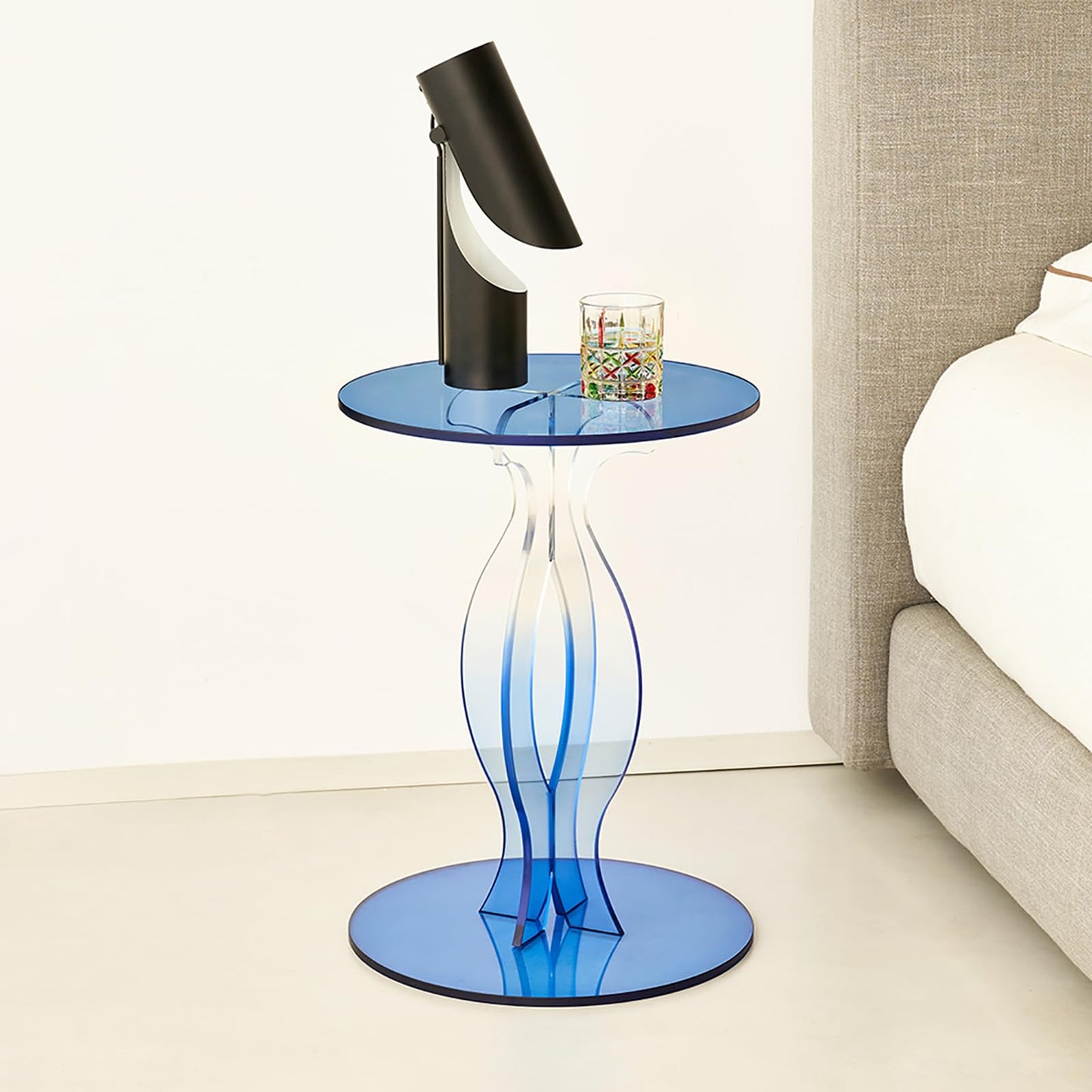 Zvaxioyv Acrylic Side Table, Clear End Table, Round Drink Table, Modern Nightstand for Living Room, Coffee Tables for Bedroom, Blue
