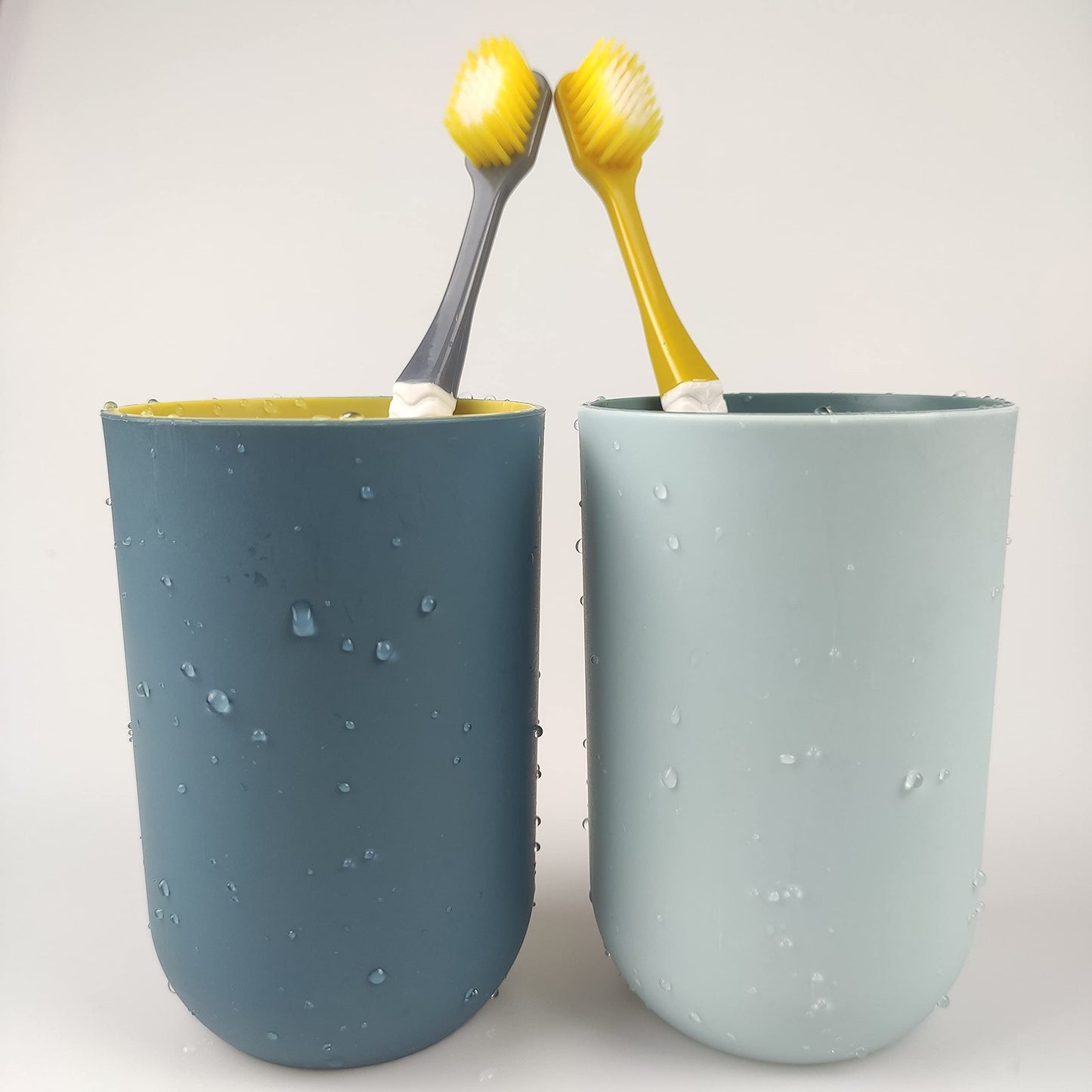 RabyLeo Unbreakable Reusable Drinking Cups Set of 2 Colors, Plastic Toothbrush Cup Tumblers 300 ml/10.5 oz, Dishwasher Safe (Light blue & Navy blue)