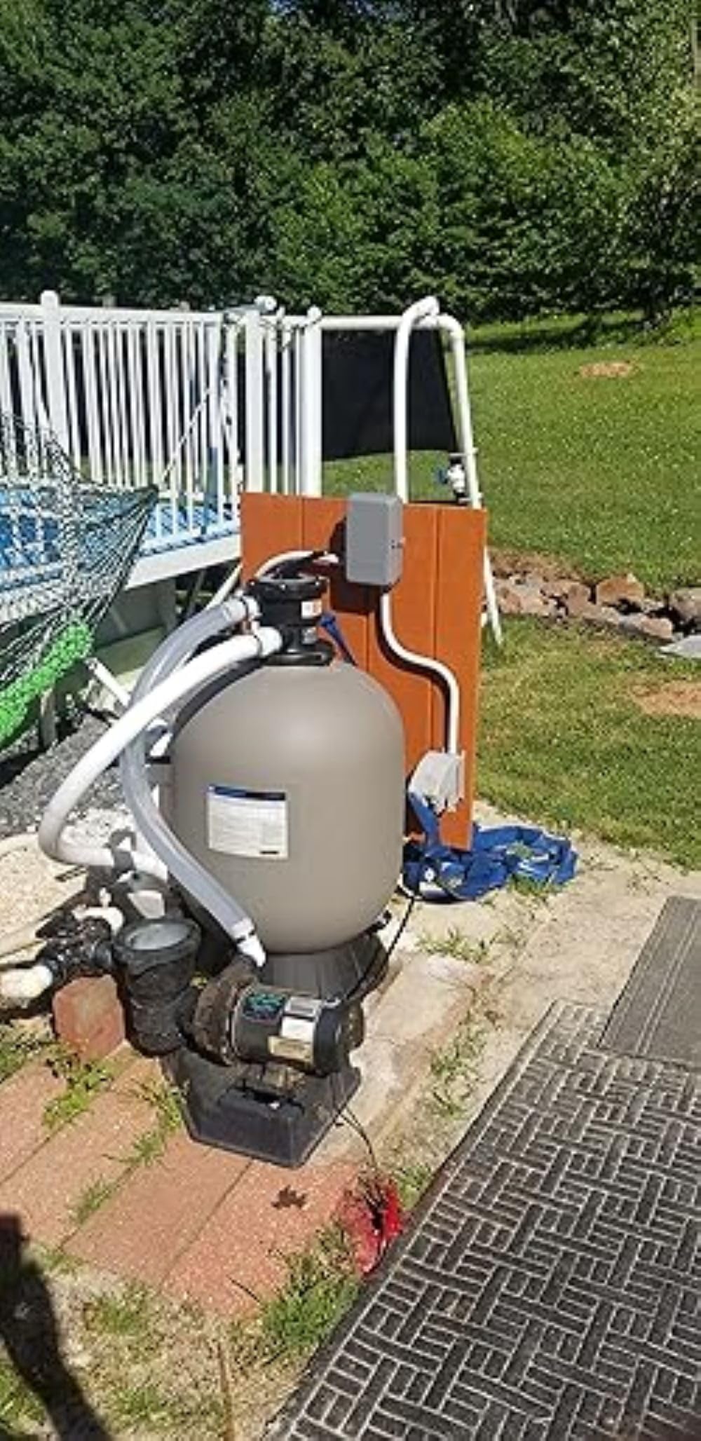Hayward W3S270T ProSeries Sand Filter for Pool Use - 27 Inch Top-Mount