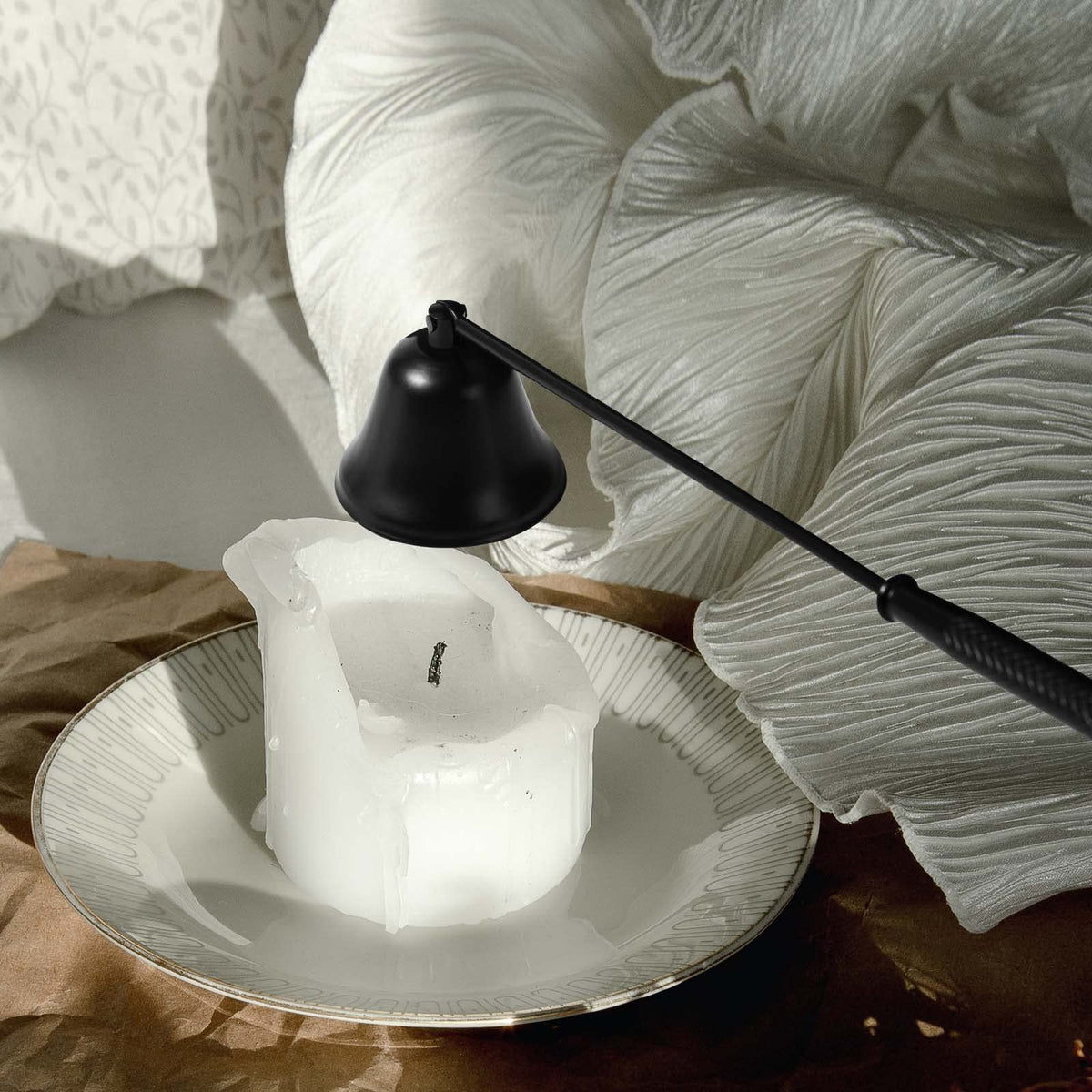 Kirecoo Black Long Handle Stainless Steel Candle Snuffer