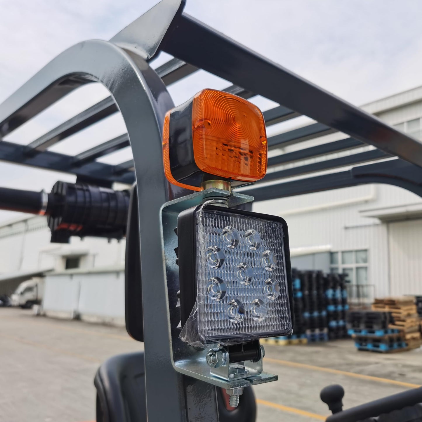ONEN LPG Forklift 3.5 Tons 7716 LBS Capacity 42KW Dual-Fuel Engine Powered High-Lift Fork Lift 4.5m 14.76 ft Lifting Height Stacker 3500kg Pallet Lift Truck Material Handler with 4ft Length Forks