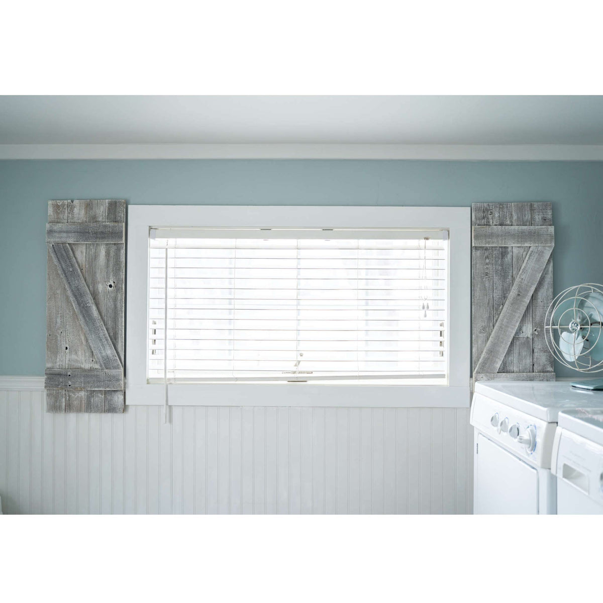 BARNWOODUSA Decorative Shutters Set of 2 Rustic Farmhouse Window Shutters
