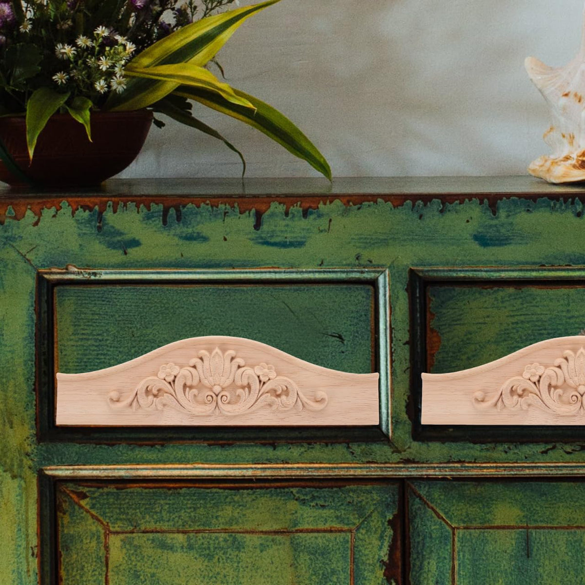 IMIKEYA Wood Applique Onlay Pediment European Style Carved Embossed Furniture Decoration for Wine Cabinets Wardrobes Doors Mirrors Windows 11.41 X 3.14 X 0.78 in