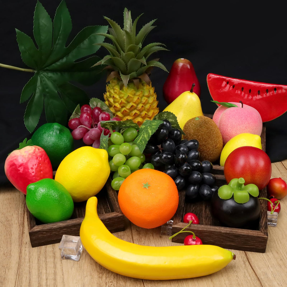 Meiwlong 18 Pcs Lifelike Plastic Artificial Fruit for Decoration