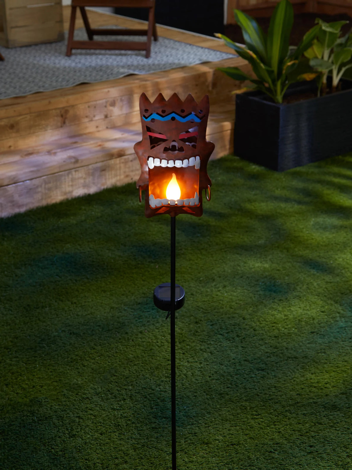 Tiki Kapakapa Solar Stake
