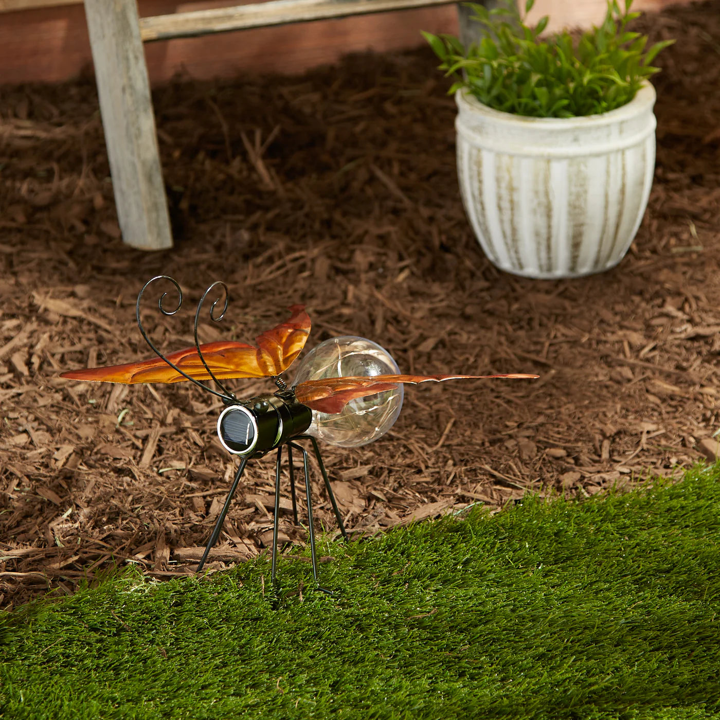 SOLAR BUTTERFLY GLOW BUG FIGURINE