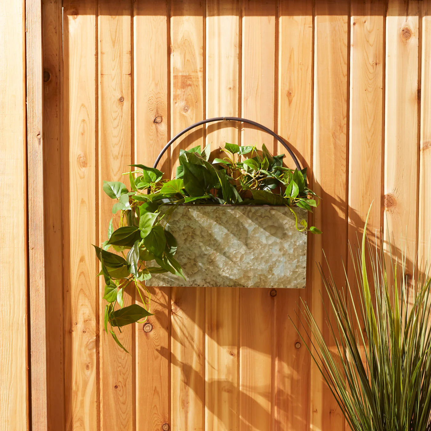 RECTANGLE GALVANIZED WALL PLANTER