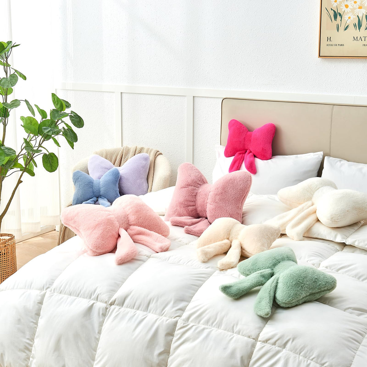 Mepherl Pink Bow Pillow, 12 x 9 in Bow Shaped Throw Pillow with Faux Rabbit Fur, Soft Decorative Accent Pillow for Bed, Couch, Sofa, Coquette Aesthetic Room Decor