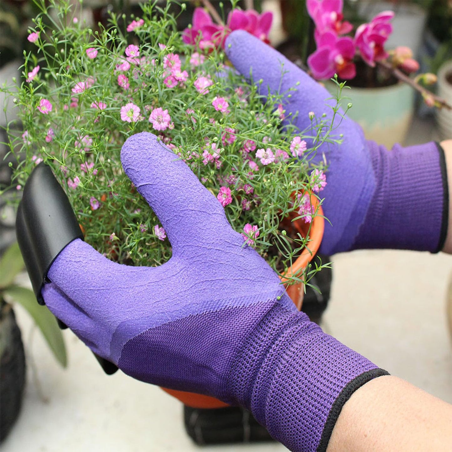 UIOOIU Gardening Gloves with Claws for Digging Planting and Weeding Gardening Gloves Waterproof Breathable Best Gift for Gardeners (One Pair Purple Double Claws)