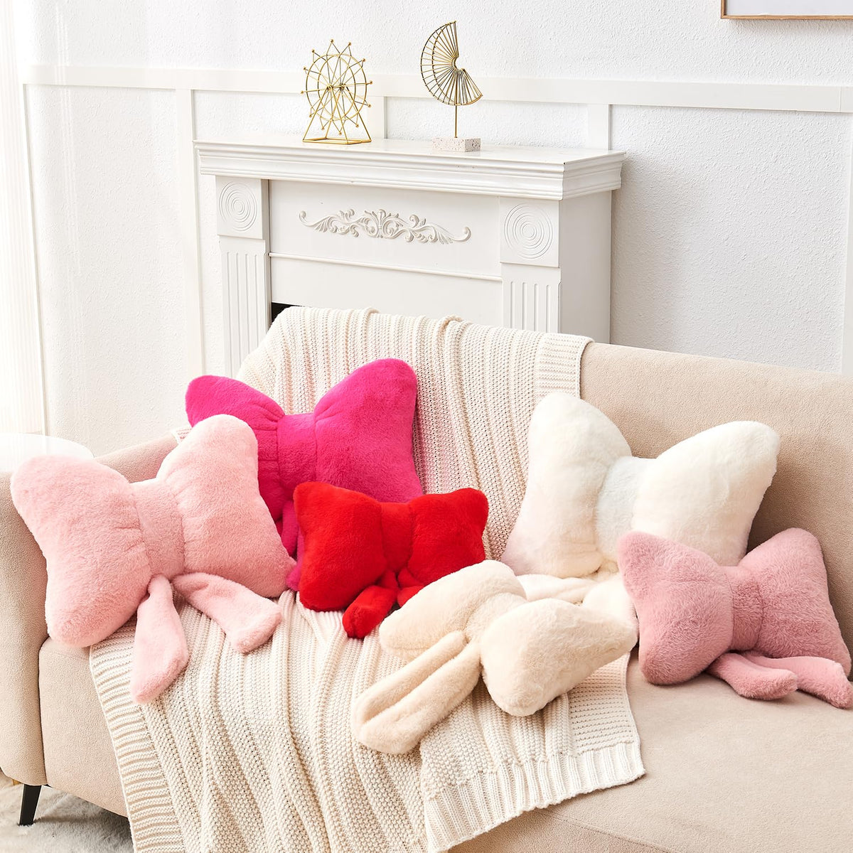Mepherl Pink Bow Pillow, 12 x 9 in Bow Shaped Throw Pillow with Faux Rabbit Fur, Soft Decorative Accent Pillow for Bed, Couch, Sofa, Coquette Aesthetic Room Decor