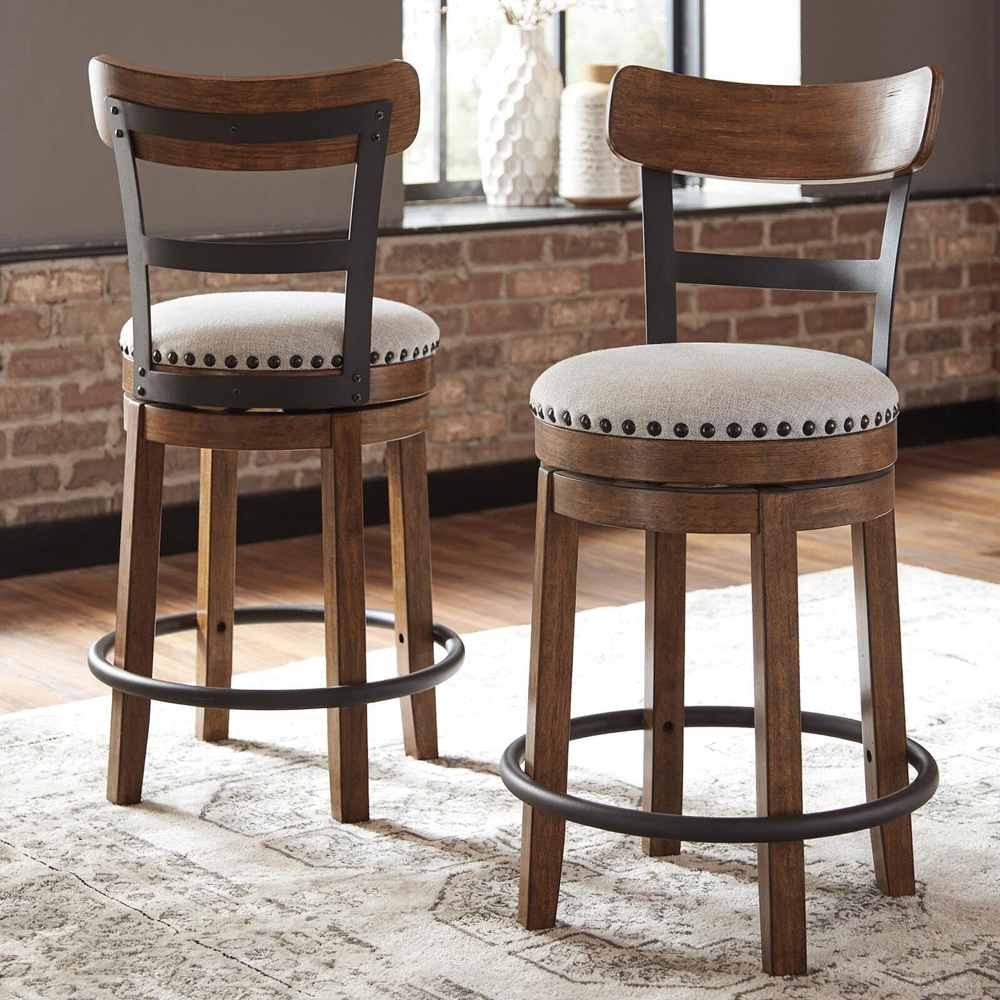 Signature Design by Ashley Valebeck Swivel Barstool With Back, Rustic-Industrial Wood and Metal, 360-Degree Swivel Counter Height Stool for Kitchen Island Seating, Linen Color