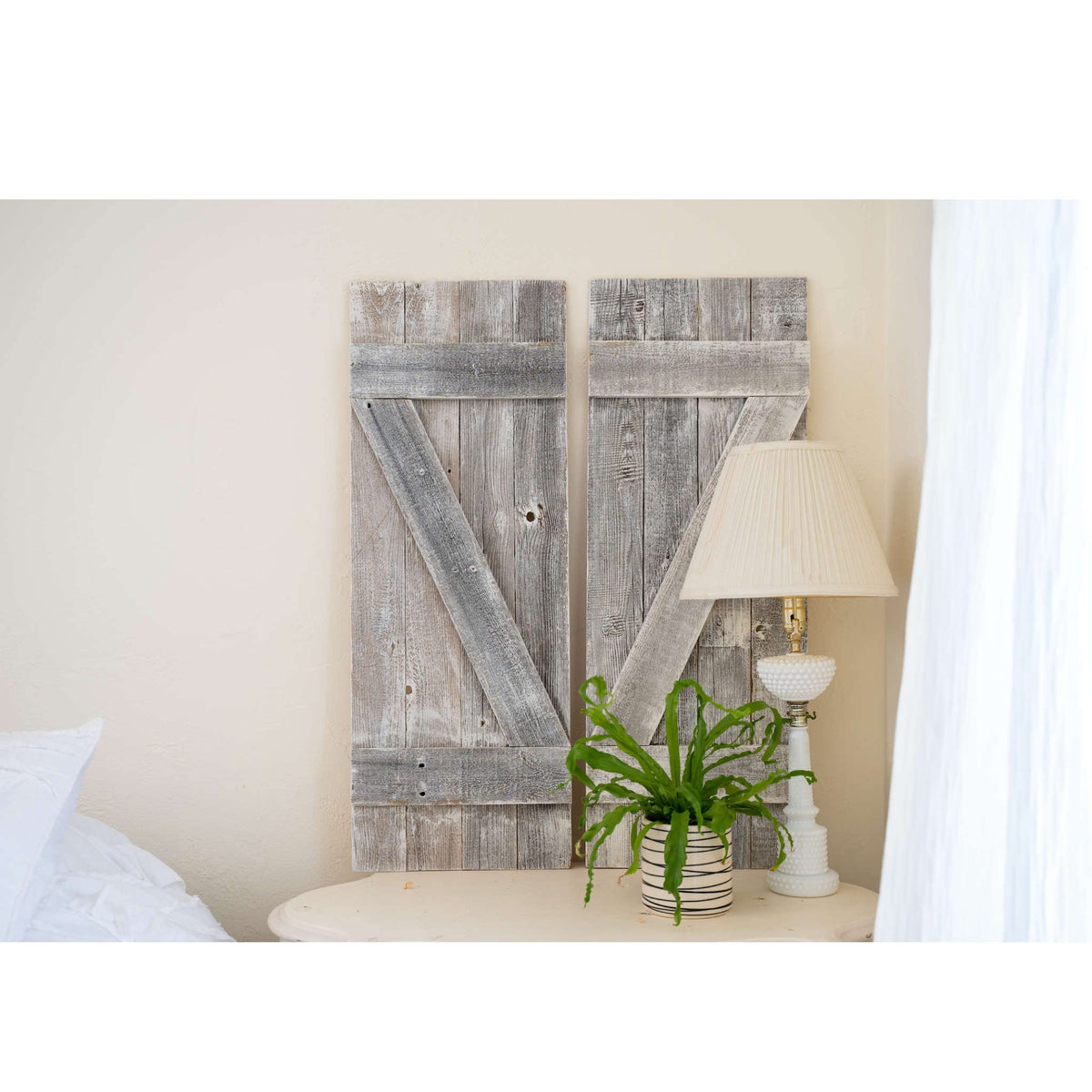 BARNWOODUSA Decorative Shutters Set of 2 Rustic Farmhouse Window Shutters
