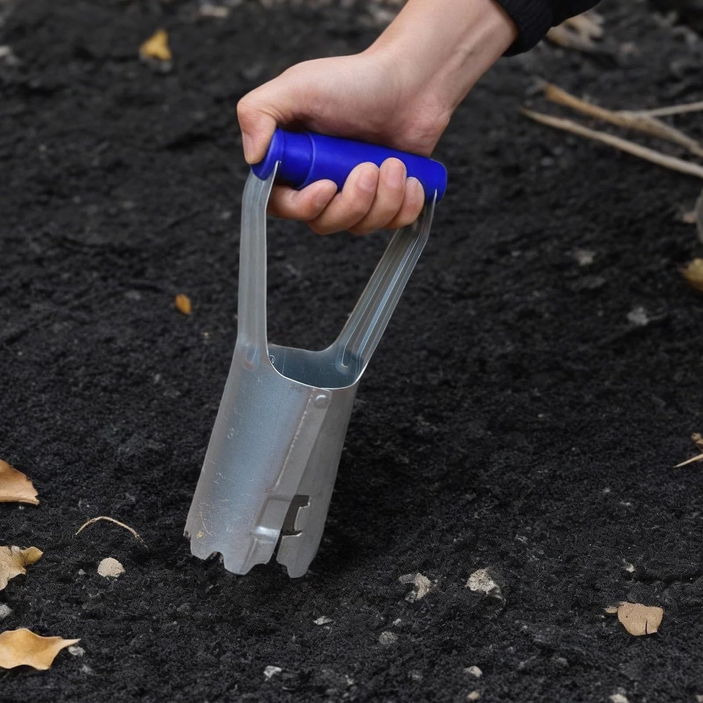 XVBITOR Bulb Planter Tool, Bulb Planter with Depth Markers and Bend Free for Planting Bulbs and Digging, Designed Automatic Soil Releasing Seed for Tulips, Dahlias, Daffodils