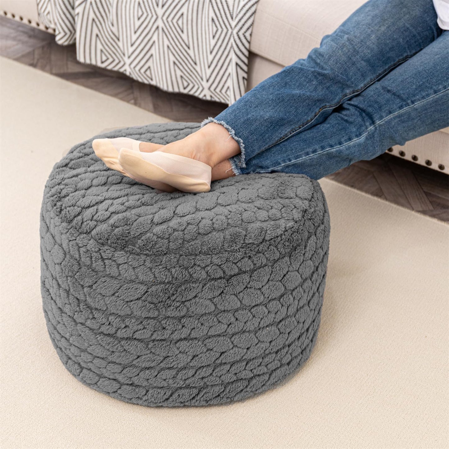Round Pouf Ottoman 20 x 20 x 14 Inches Boho Poof Home Decor Floor Pouffe Ottoman Foot Rest for Couch Sofa Bean Bag Chairs Living Room Bedroom (Grey)