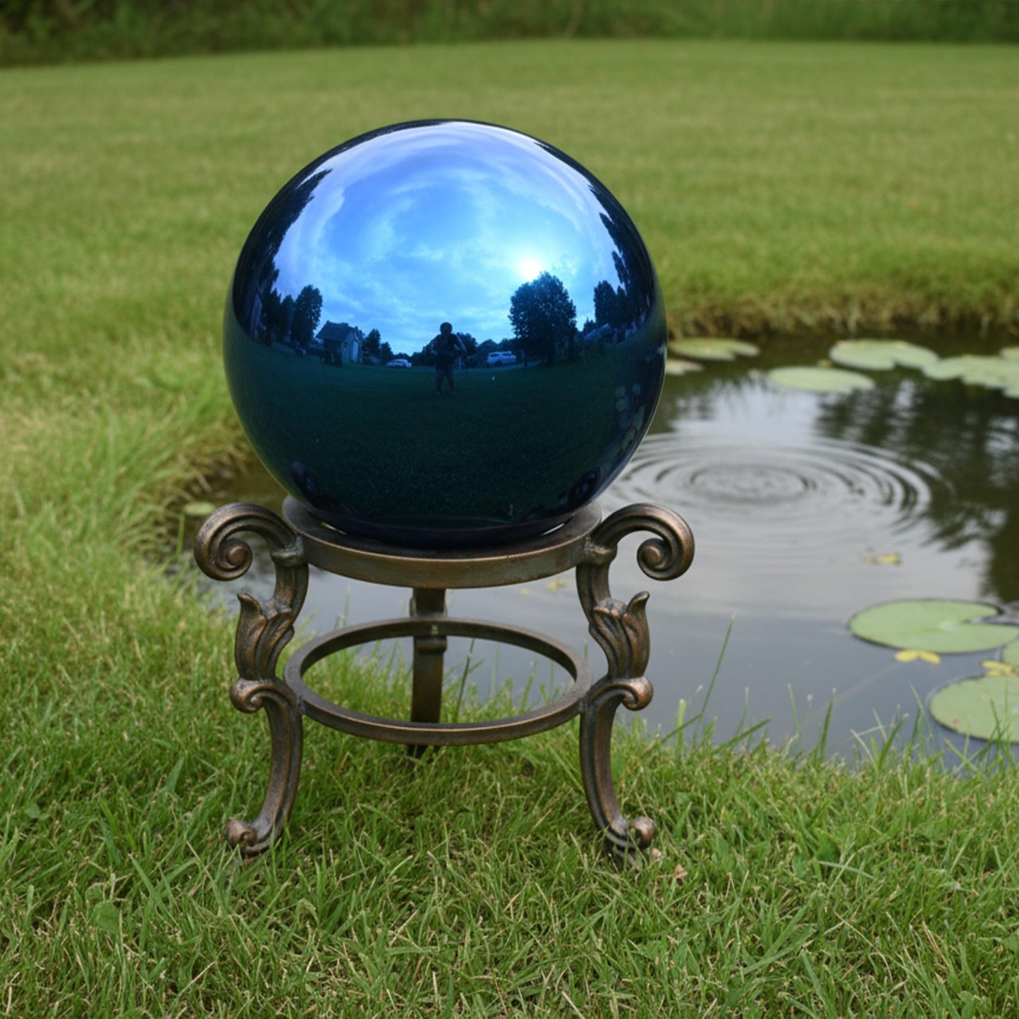 Sunnydaze 10-Inch Handblown Mirrored Glass Gazing Ball - Reflective Outdoor Garden Globe Sphere for Yard, Patio, Flower Bed, Walkway, and Landscape Decor - Blue Stainless Steel Finish
