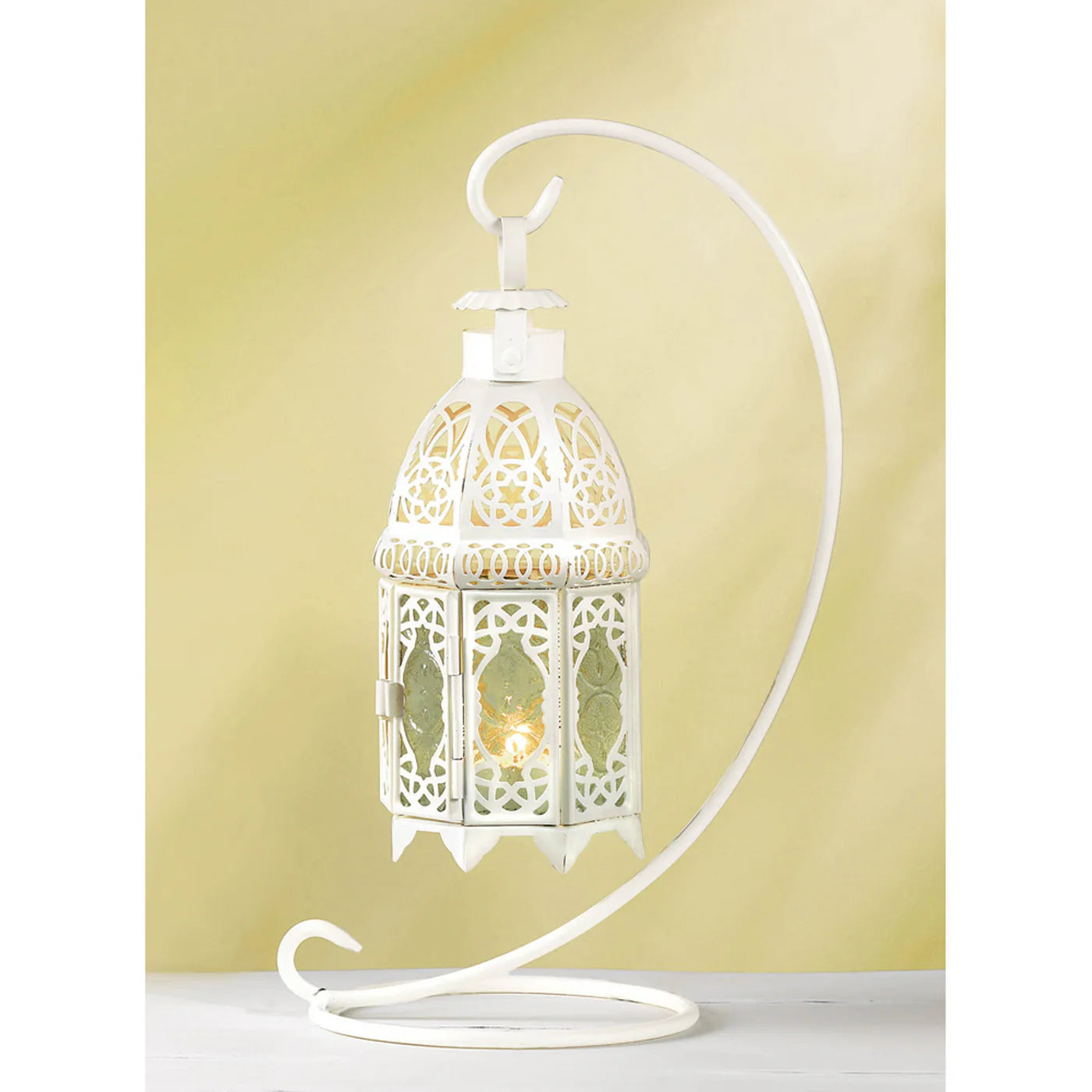 WHITE FANCY CANDLE LANTERN WITH STAND