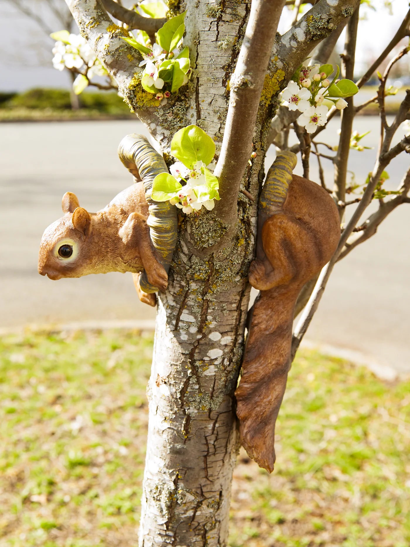 WOODLAND SQUIRREL TREE DÉCOR