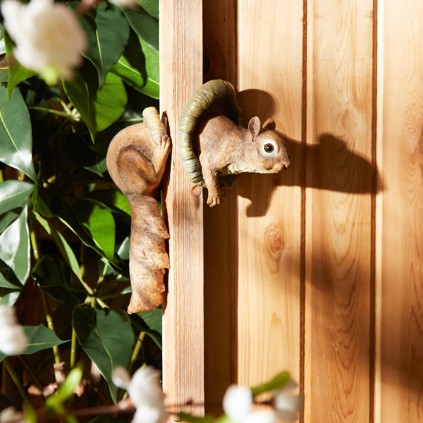WOODLAND SQUIRREL TREE DÉCOR