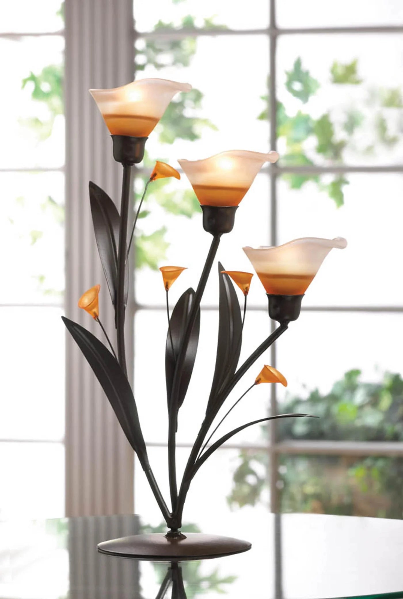 AMBER LILIES TEALIGHT HOLDER