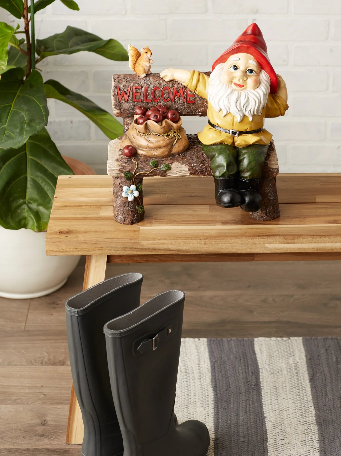 GARDEN GNOME GREETING SIGN