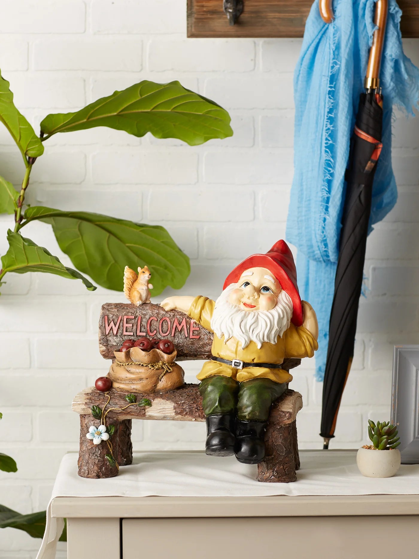 GARDEN GNOME GREETING SIGN