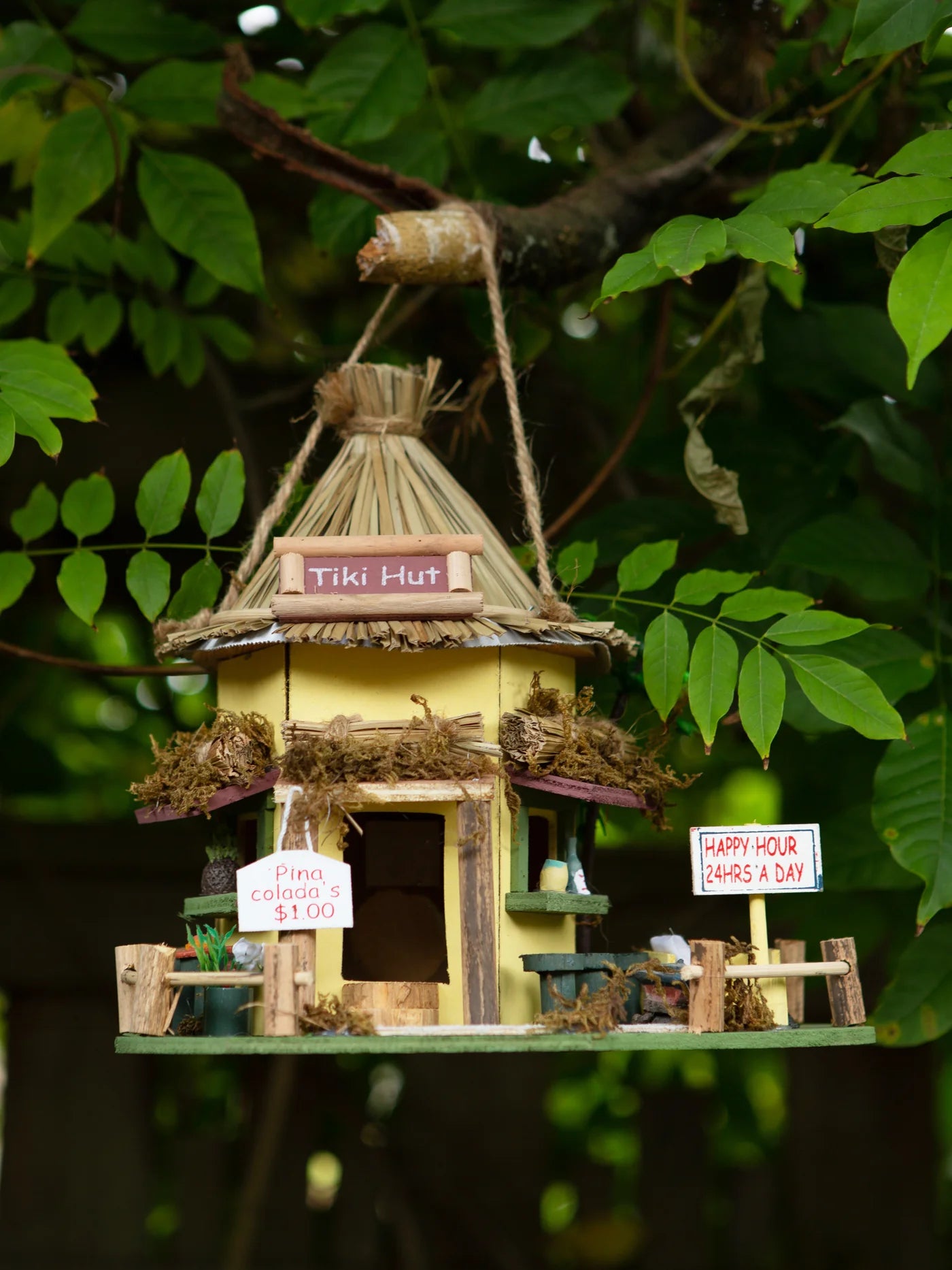 TIKI HUT BIRDHOUSE