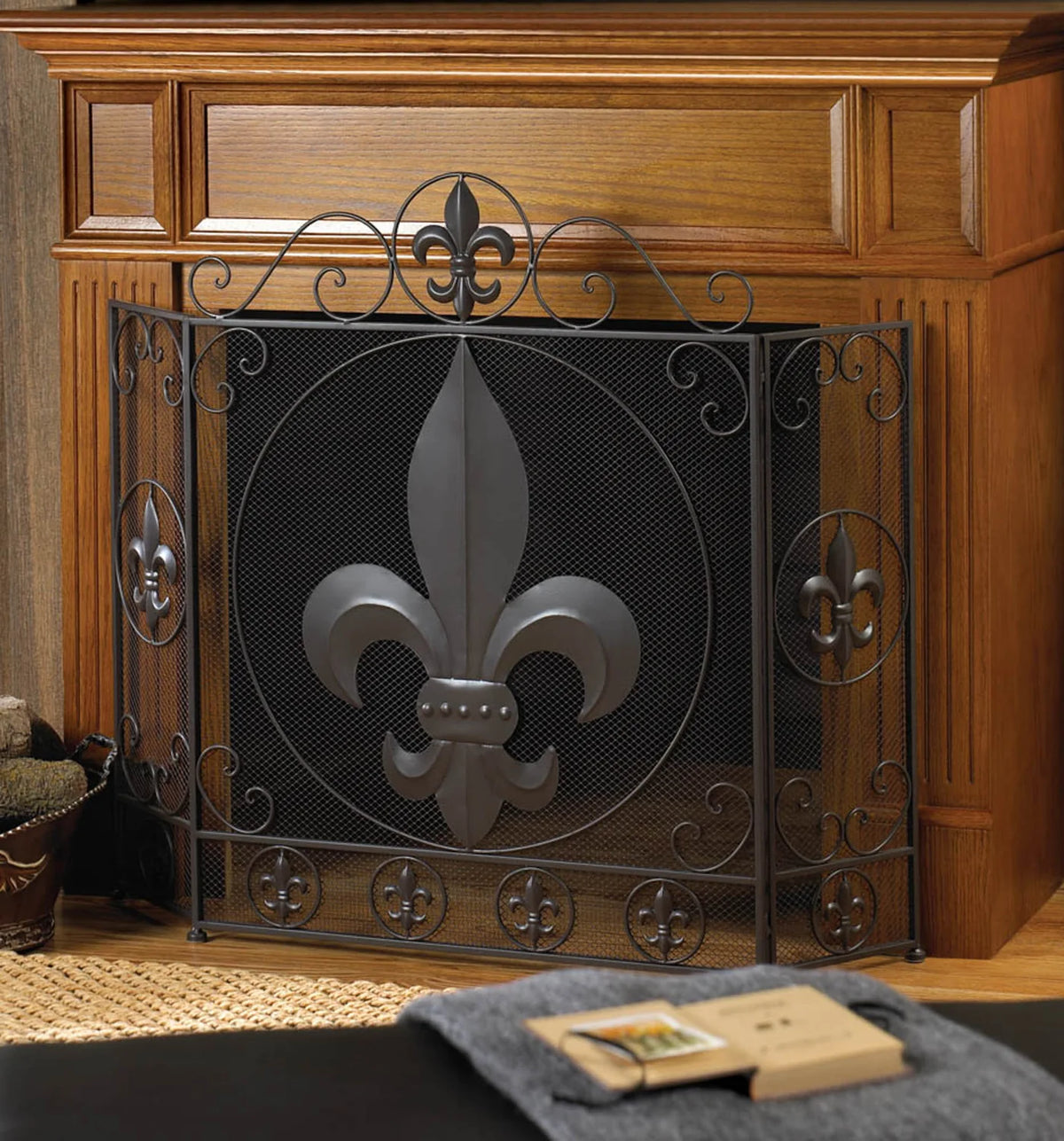 Fleur De Lis Fireplace Screen