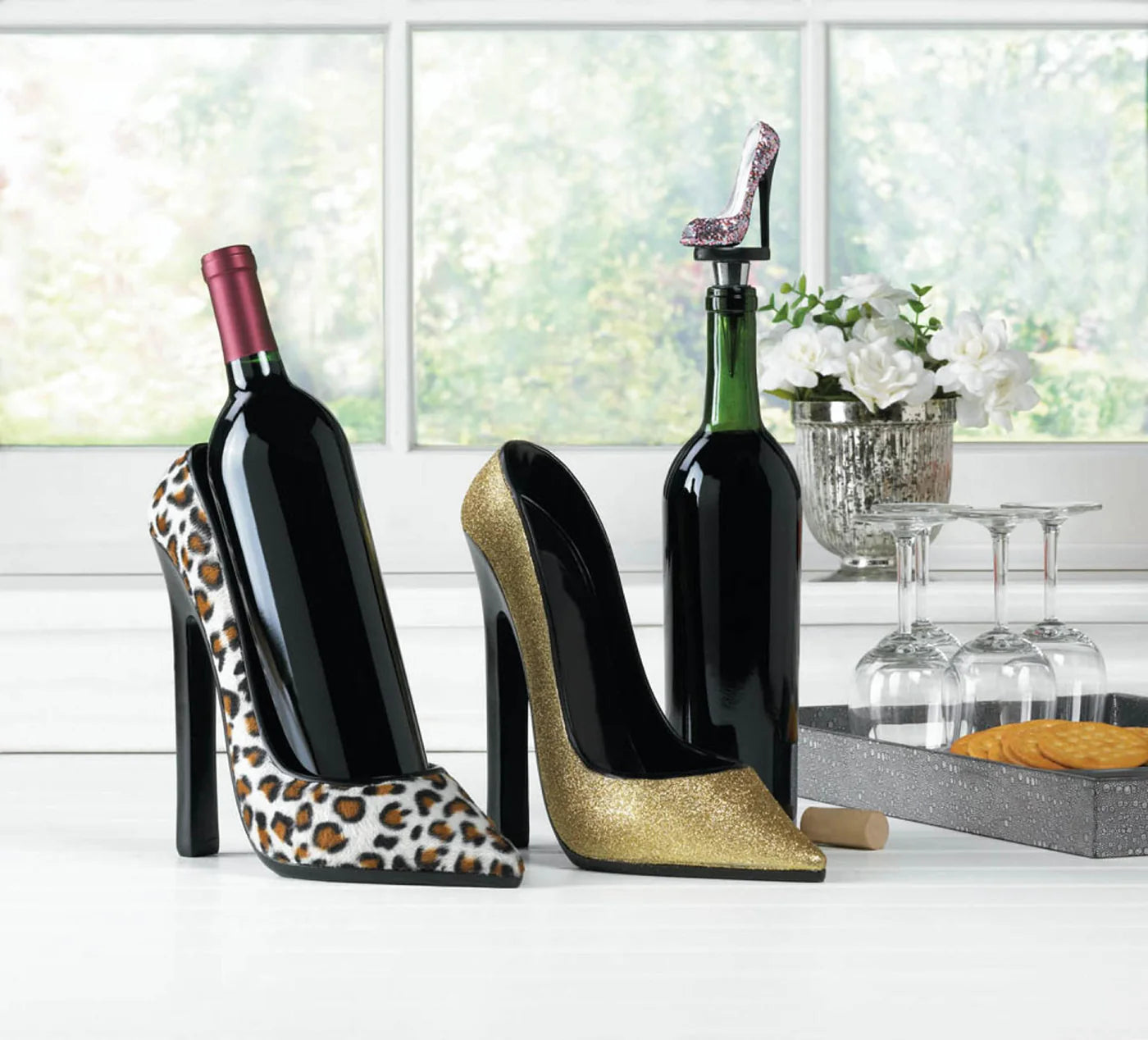GLITTER SHOE WINE BOTTLE STOPPER