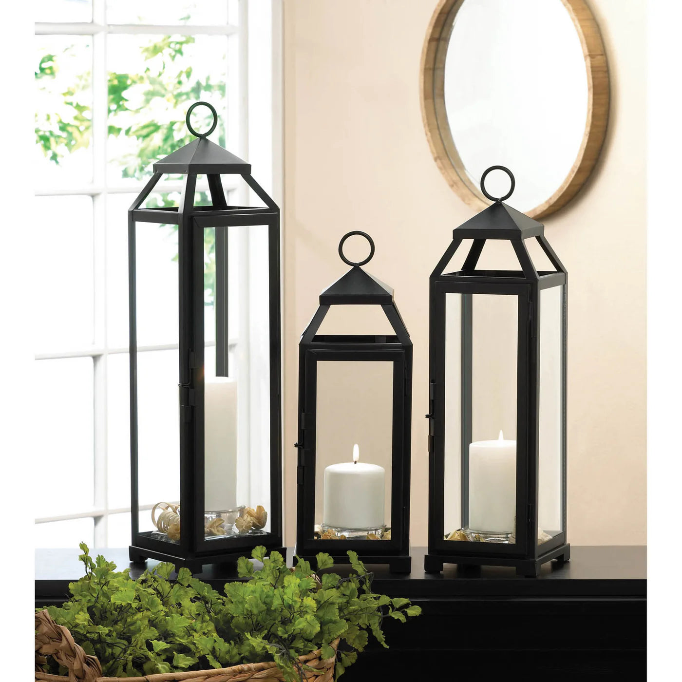 MEDIUM LEAN & SLEEK CANDLE LANTERN