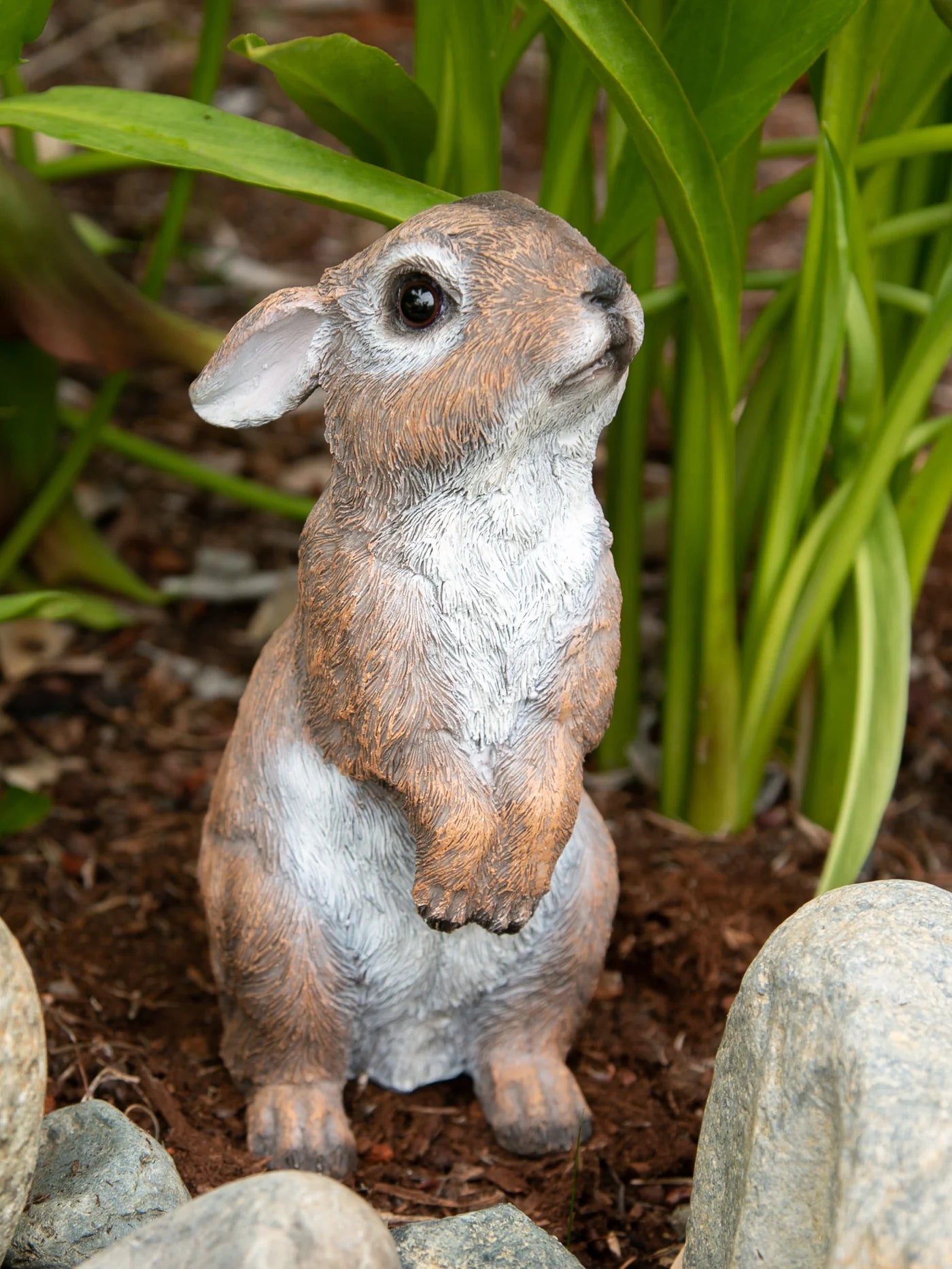 STANDING BUNNY STATUE