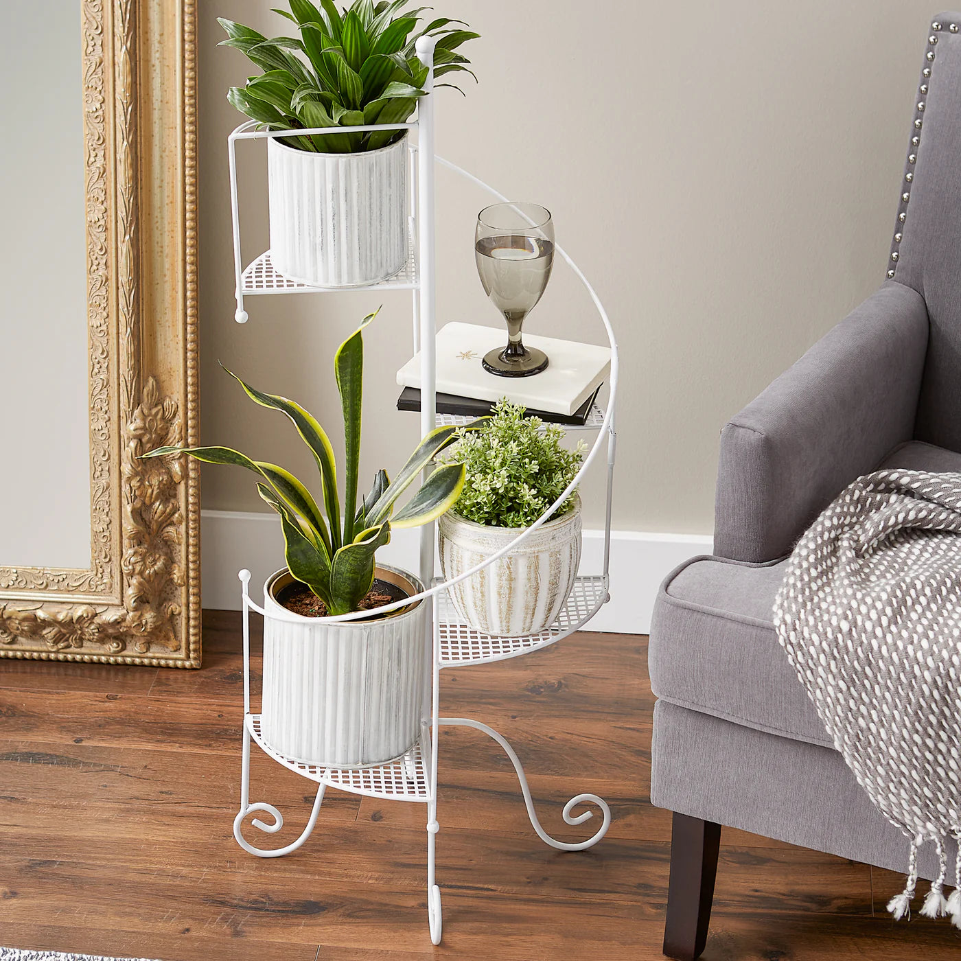 WHITE SPIRAL SHOWCASE PLANT STAND