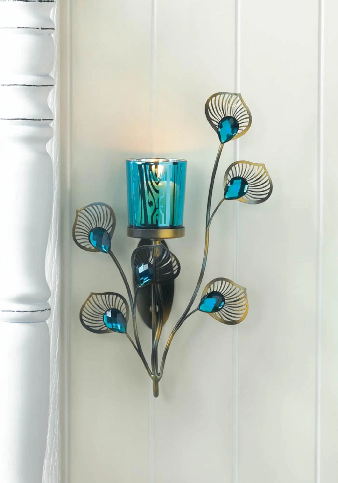 PEACOCK INSPIRED SINGLE SCONCE