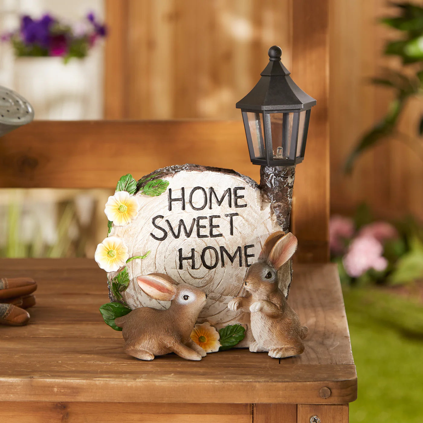 SOLAR HOME SWEET HOME BUNNIES