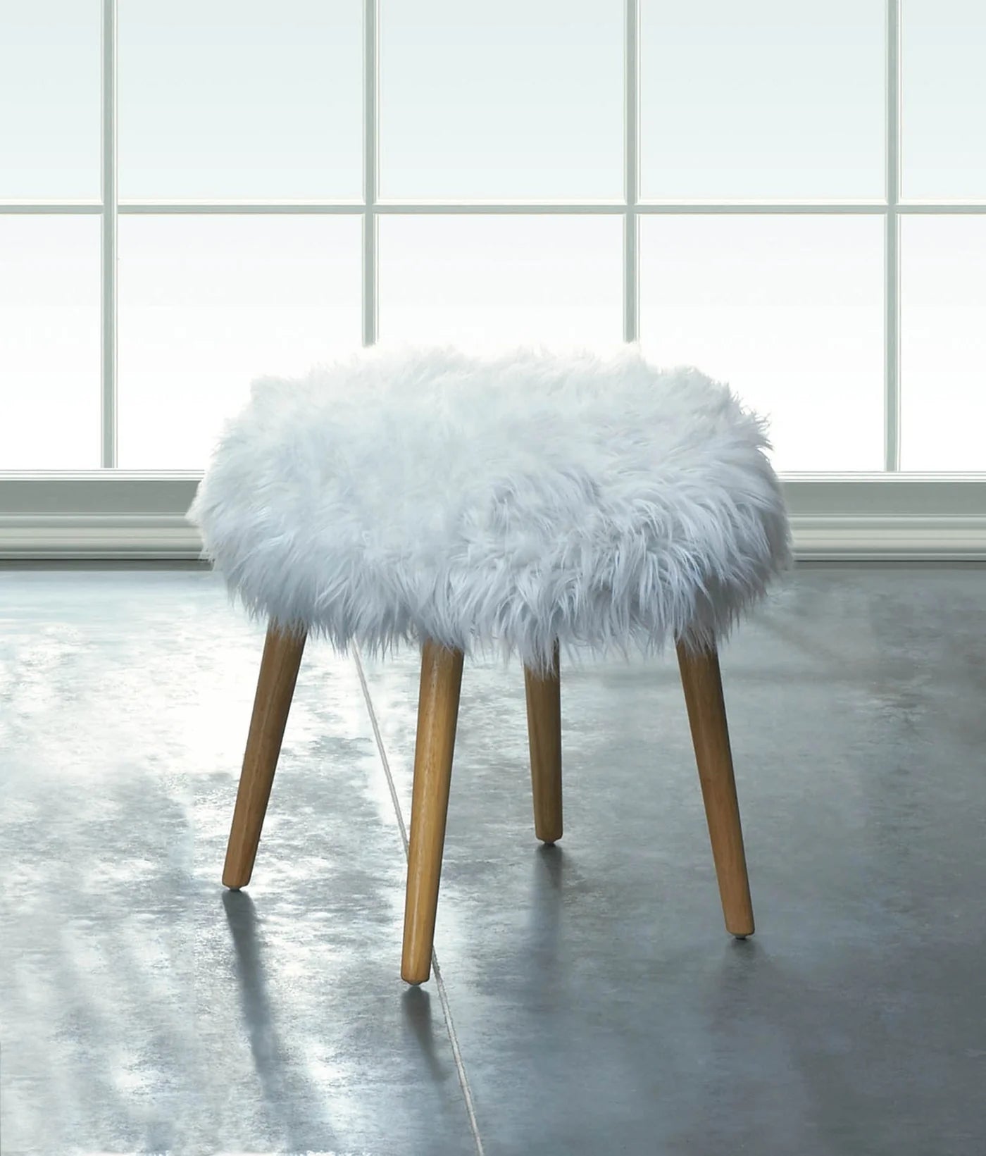 WHITE FAUX FUR STOOL