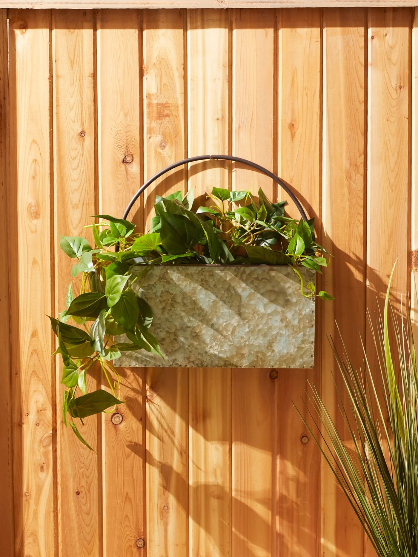 RECTANGLE GALVANIZED WALL PLANTER