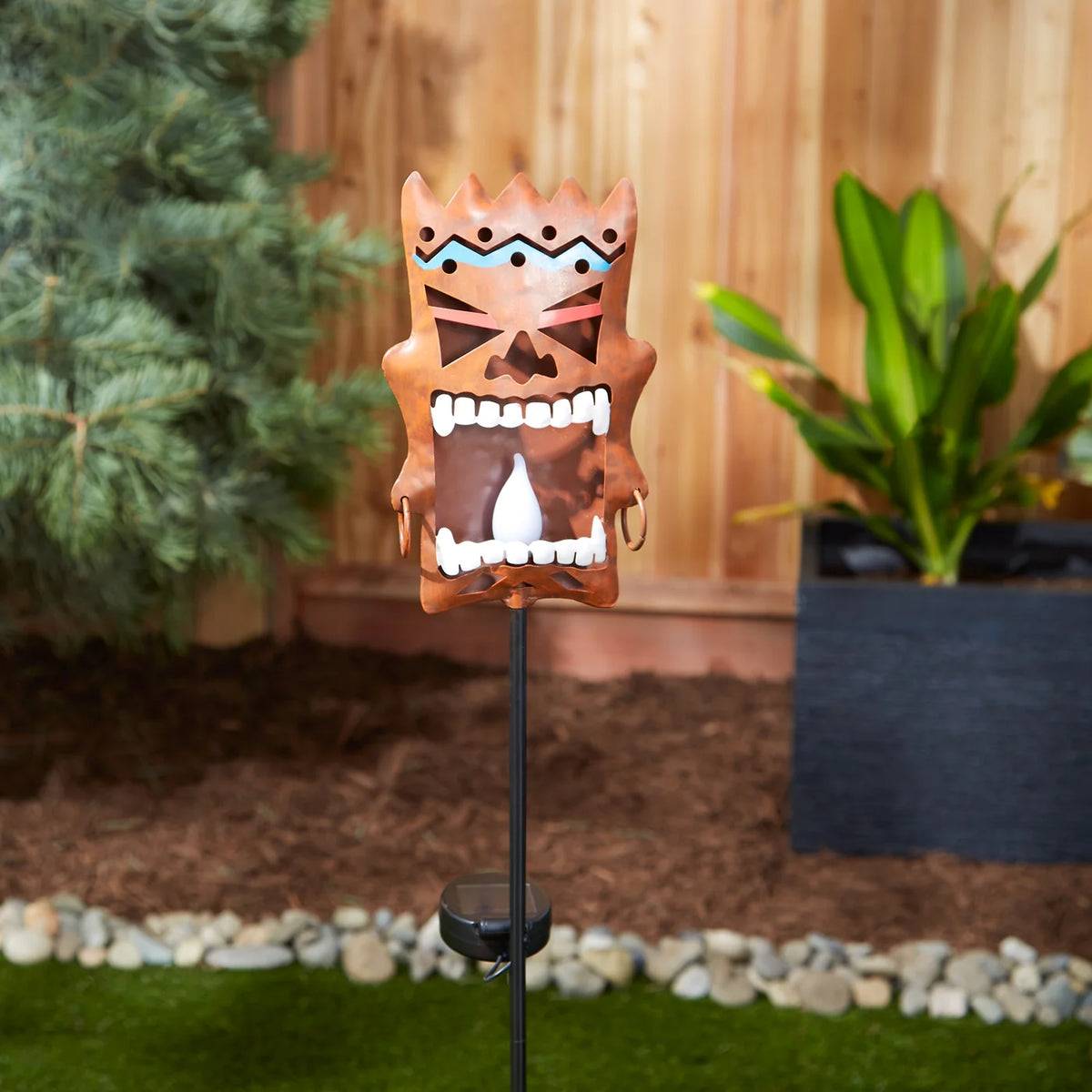 Tiki Kapakapa Solar Stake
